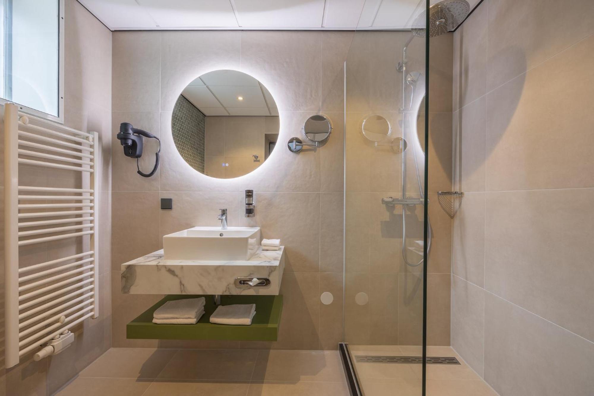 Leonardo Hotel Breda City Center Luaran gambar