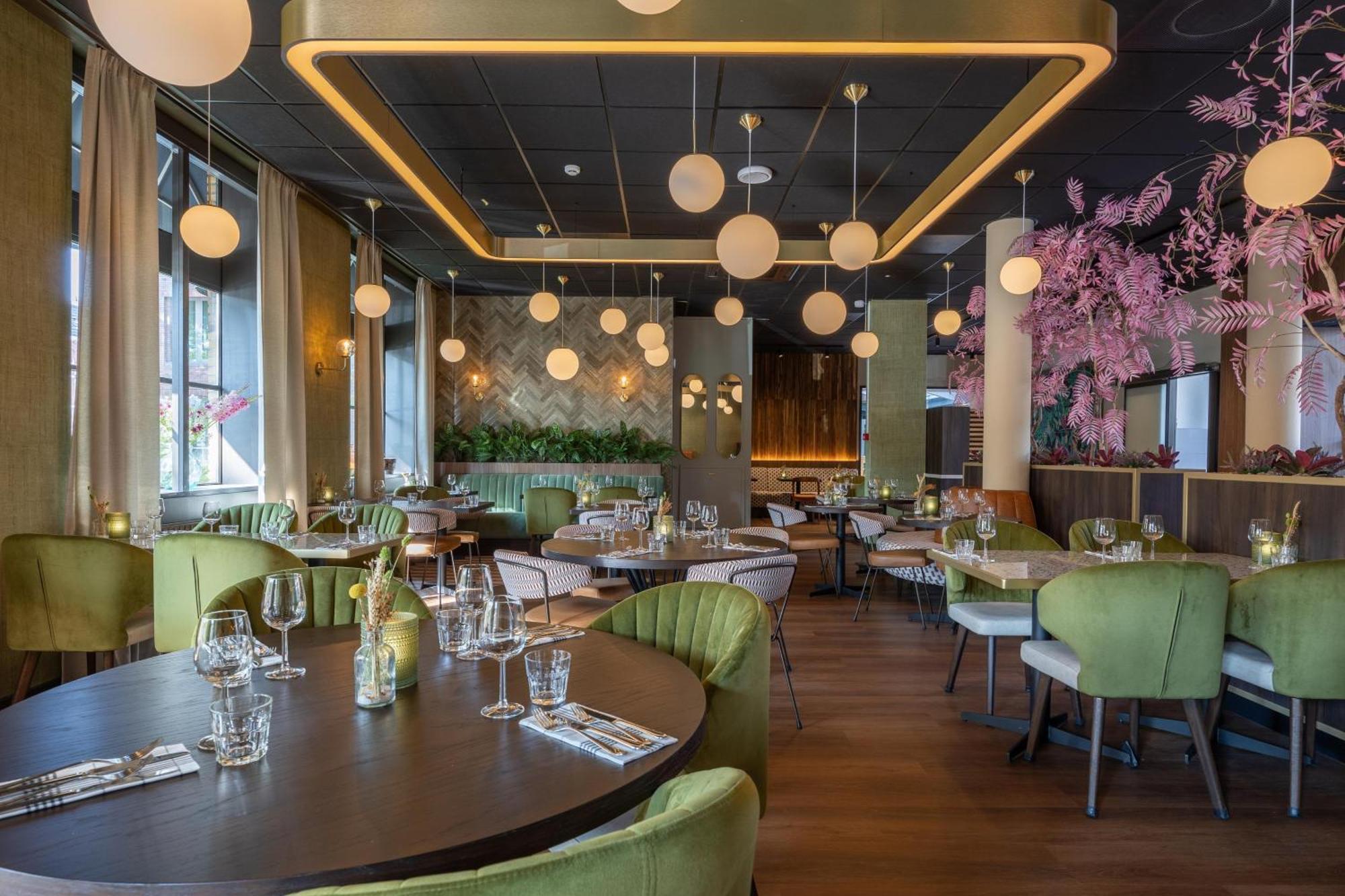 Leonardo Hotel Breda City Center Luaran gambar